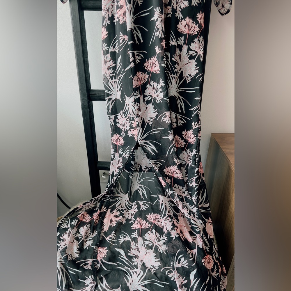 Express Black and Pink Floral Maxi Dress - Picture 3 of 7